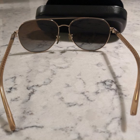 Coach Aviator Style Women's Sunglasses - Picture 4 of 4